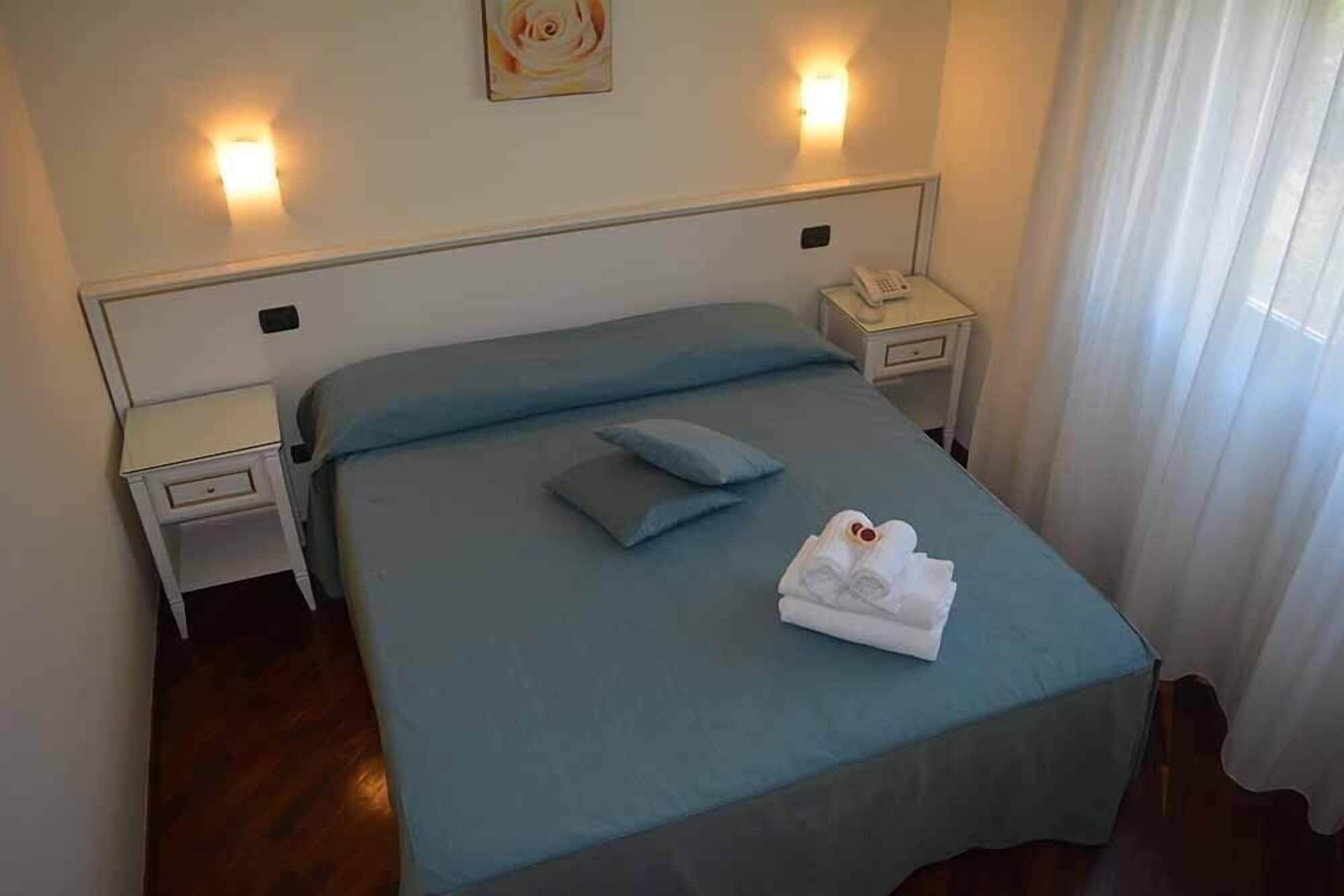 Costa Hotel Помпеї Екстер'єр фото
