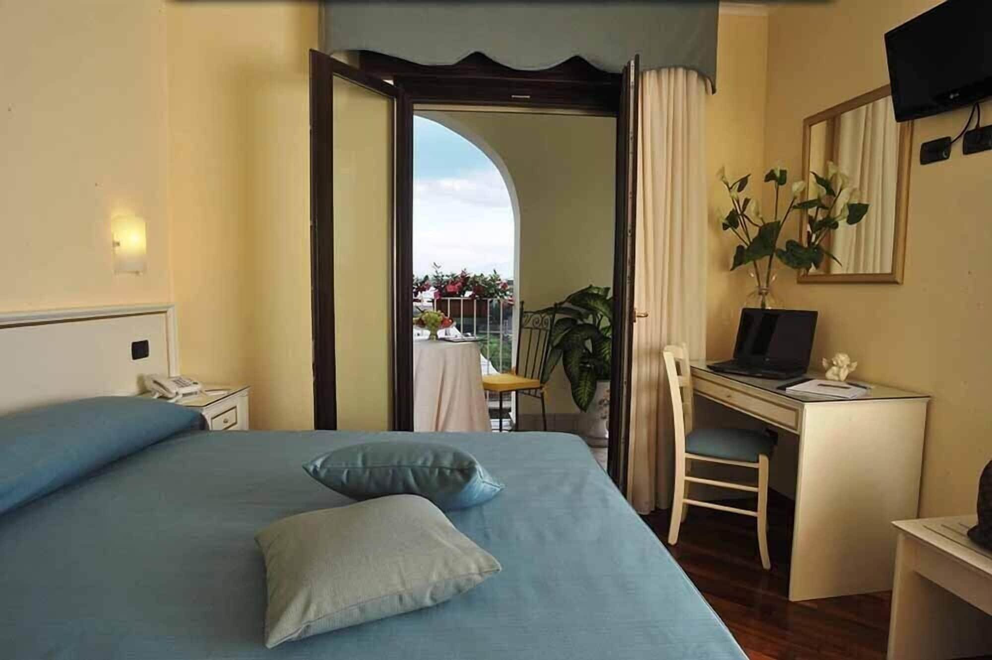Costa Hotel Помпеї Екстер'єр фото